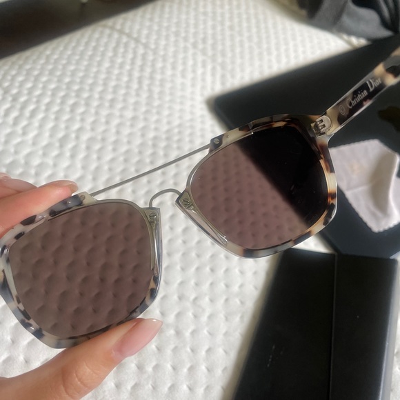 Dior abstract sunglasses - Picture 6 of 15